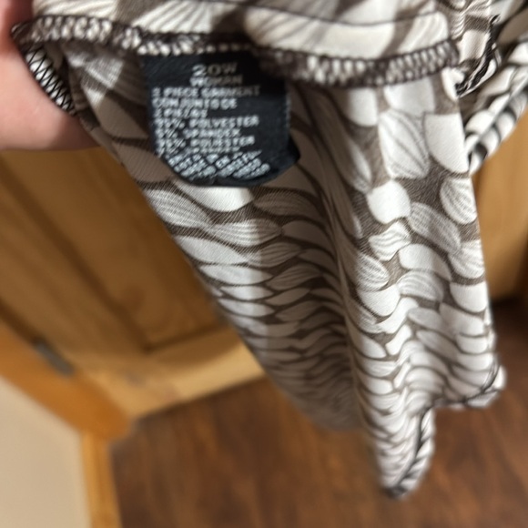 Perceptions Dress - Picture 4 of 4